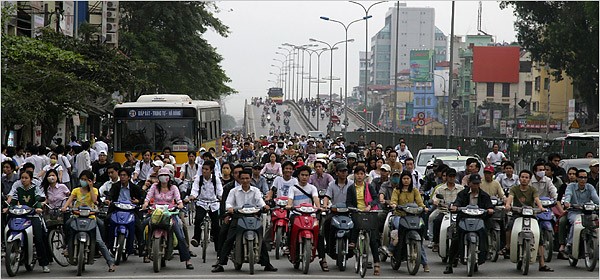 Tráfico en Hanoi (Vietnam)